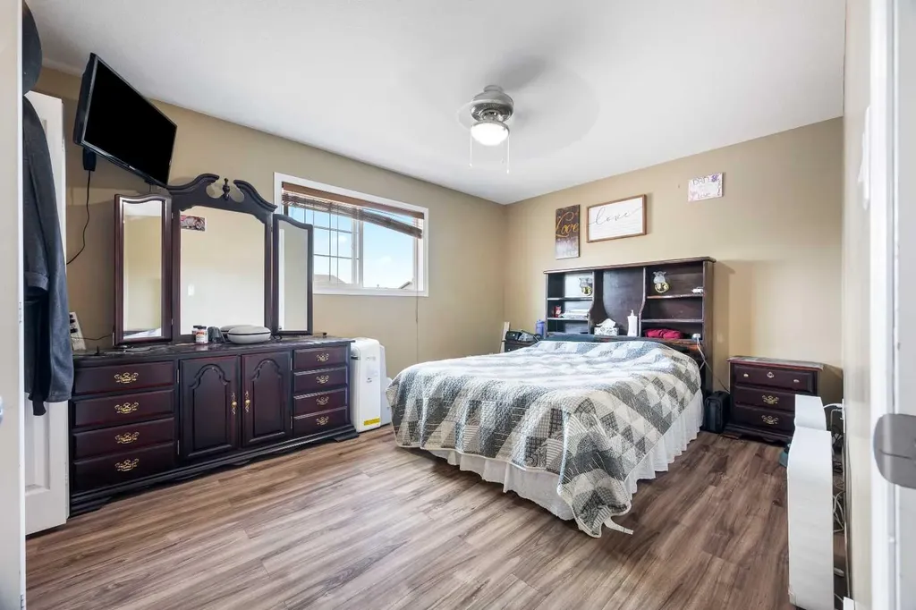 4801 47 Avenue Lloydminster SK S9V 0T9