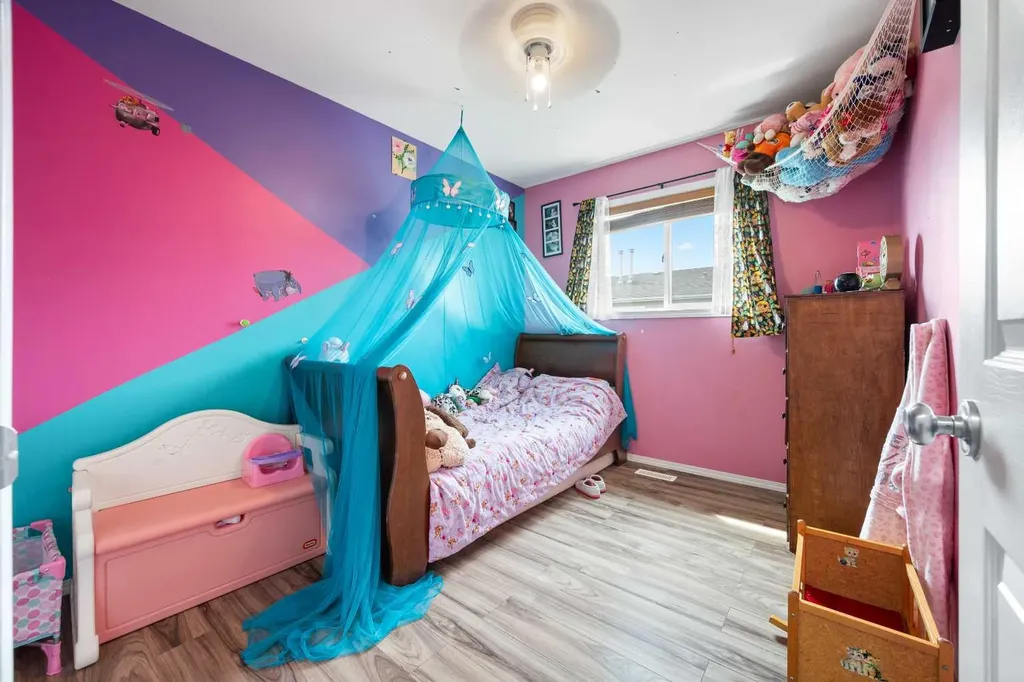 4801 47 Avenue Lloydminster SK S9V 0T9