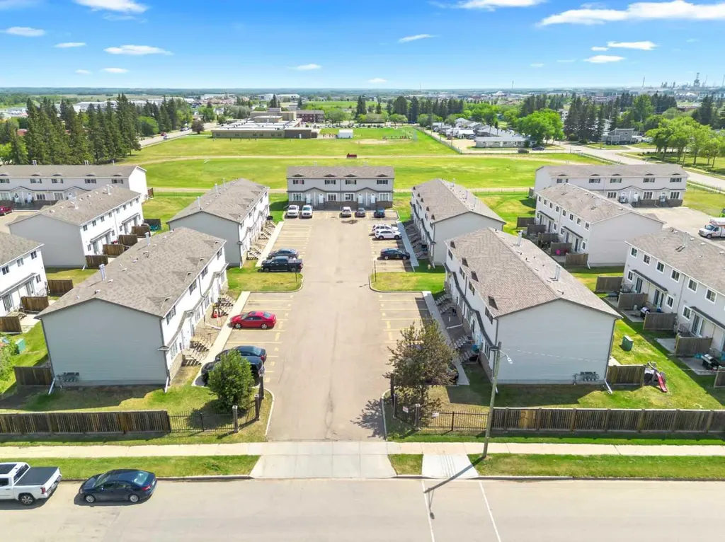4801 47 Avenue Lloydminster SK S9V 0T9