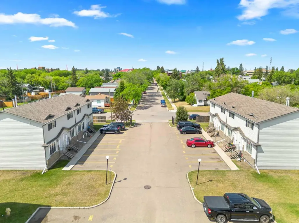4801 47 Avenue Lloydminster SK S9V 0T9