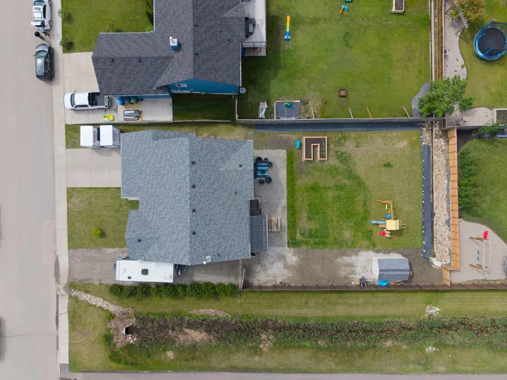 303 Railway Point SE Langdon AB T0J 1X1