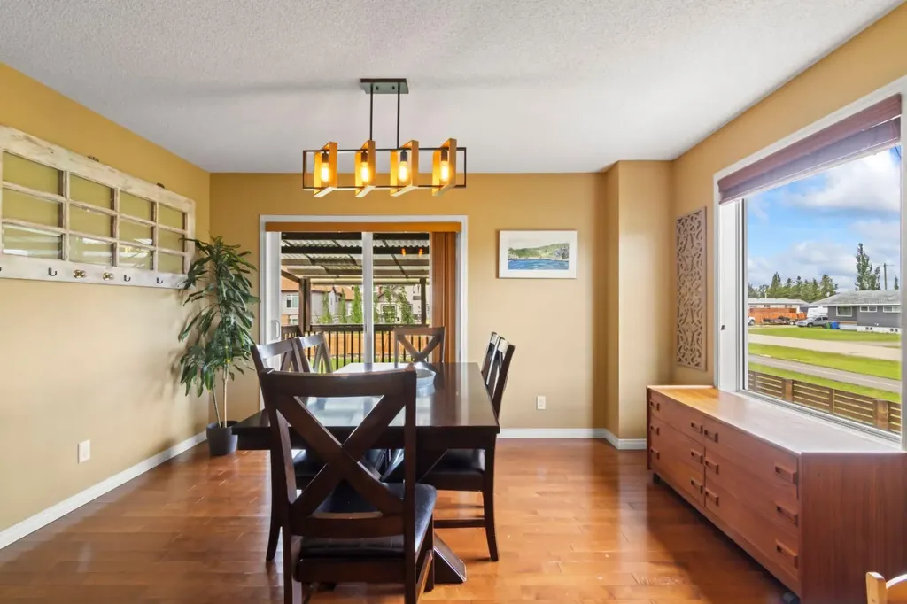 303 Railway Point SE Langdon AB T0J 1X1