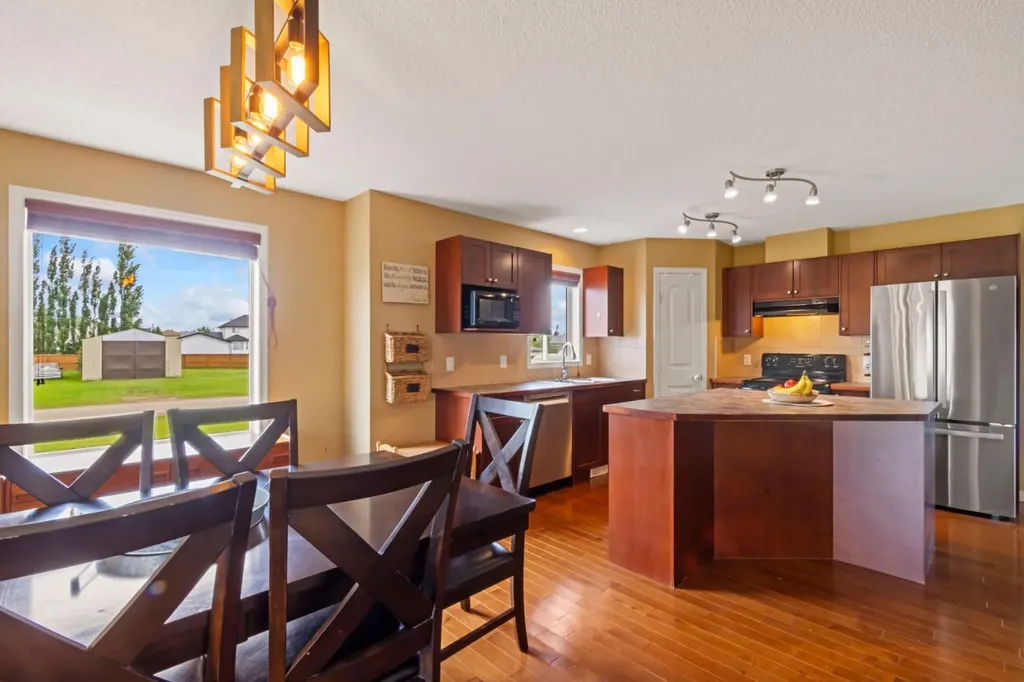 303 Railway Point SE Langdon AB T0J 1X1