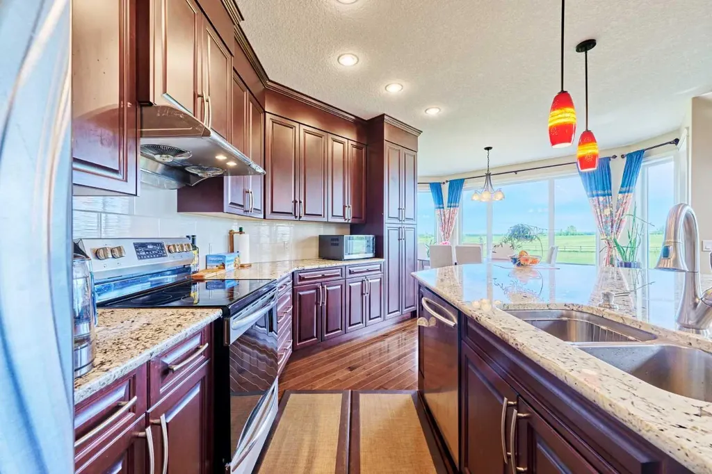 85052 169 Avenue W Rural Foothills County AB T1S0Z8