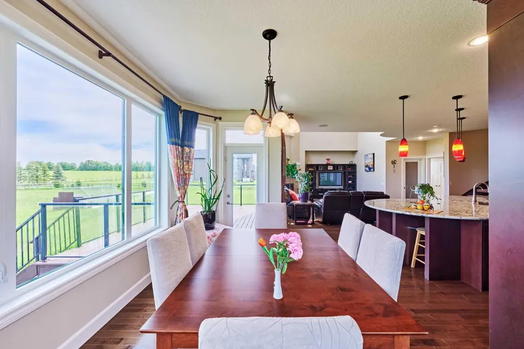 85052 169 Avenue W Rural Foothills County AB T1S0Z8