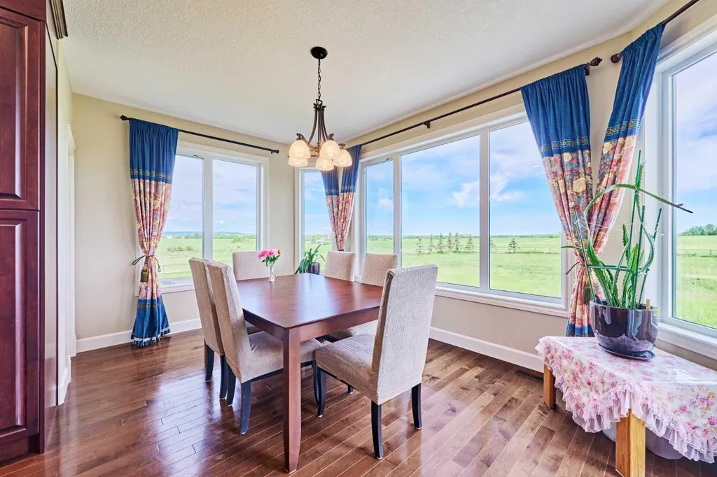 85052 169 Avenue W Rural Foothills County AB T1S0Z8