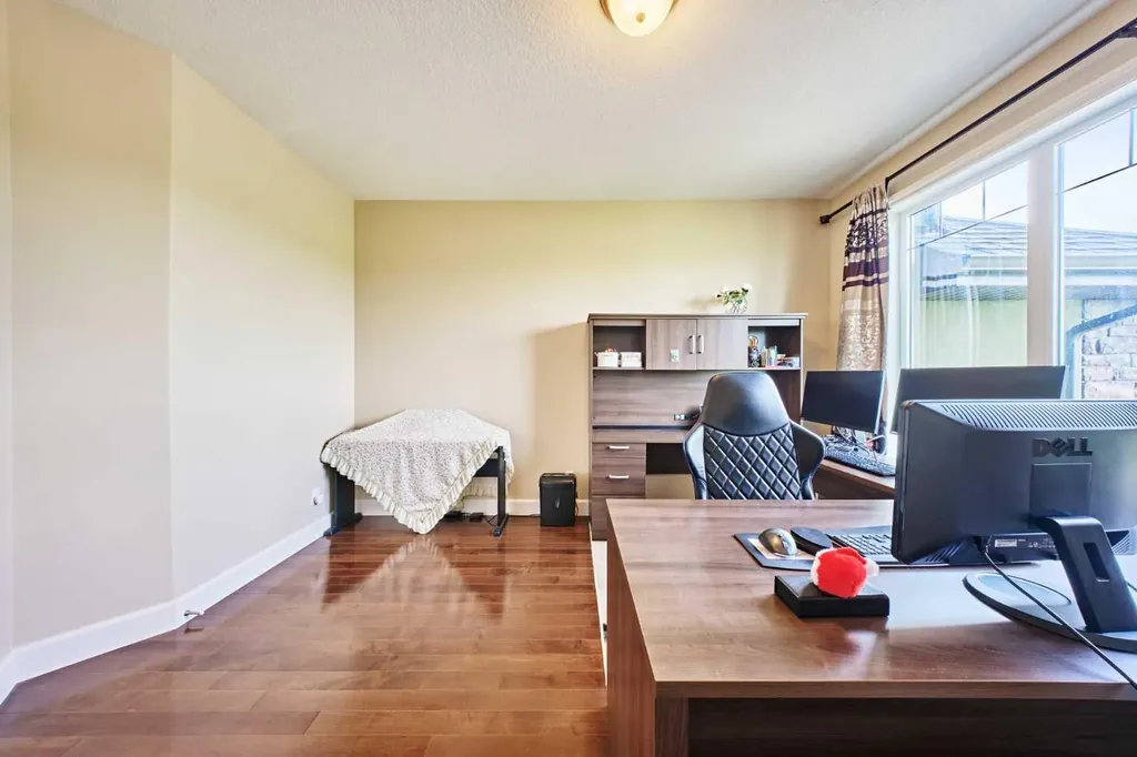 85052 169 Avenue W Rural Foothills County AB T1S0Z8