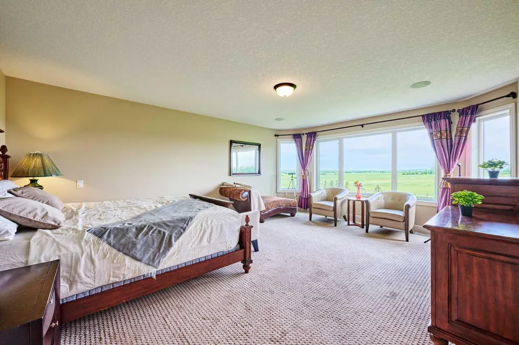 85052 169 Avenue W Rural Foothills County AB T1S0Z8