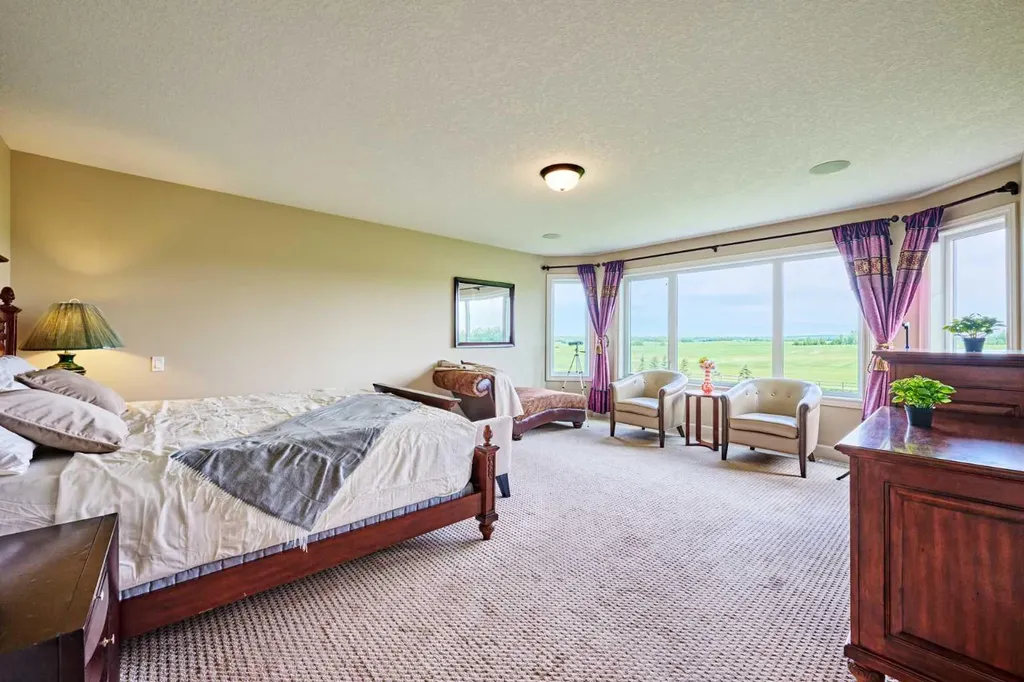 85052 169 Avenue W Rural Foothills County AB T1S0Z8