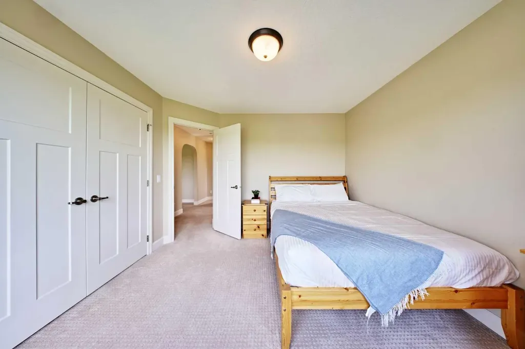 85052 169 Avenue W Rural Foothills County AB T1S0Z8