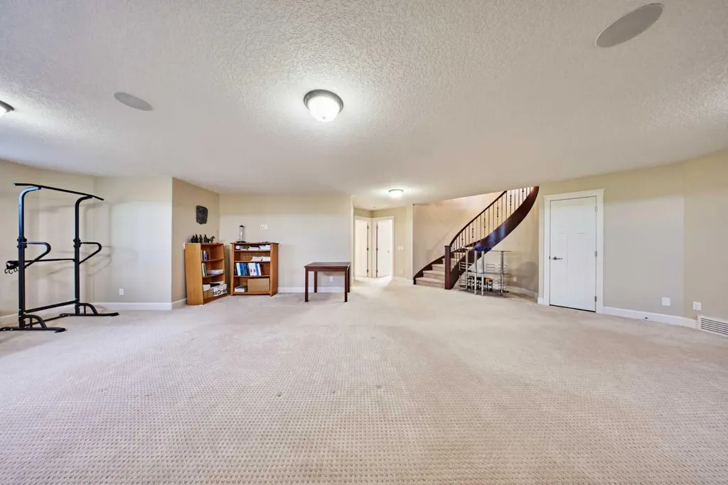 85052 169 Avenue W Rural Foothills County AB T1S0Z8