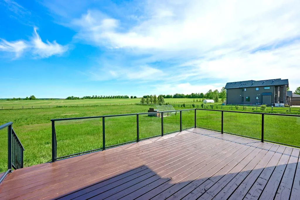 85052 169 Avenue W Rural Foothills County AB T1S0Z8