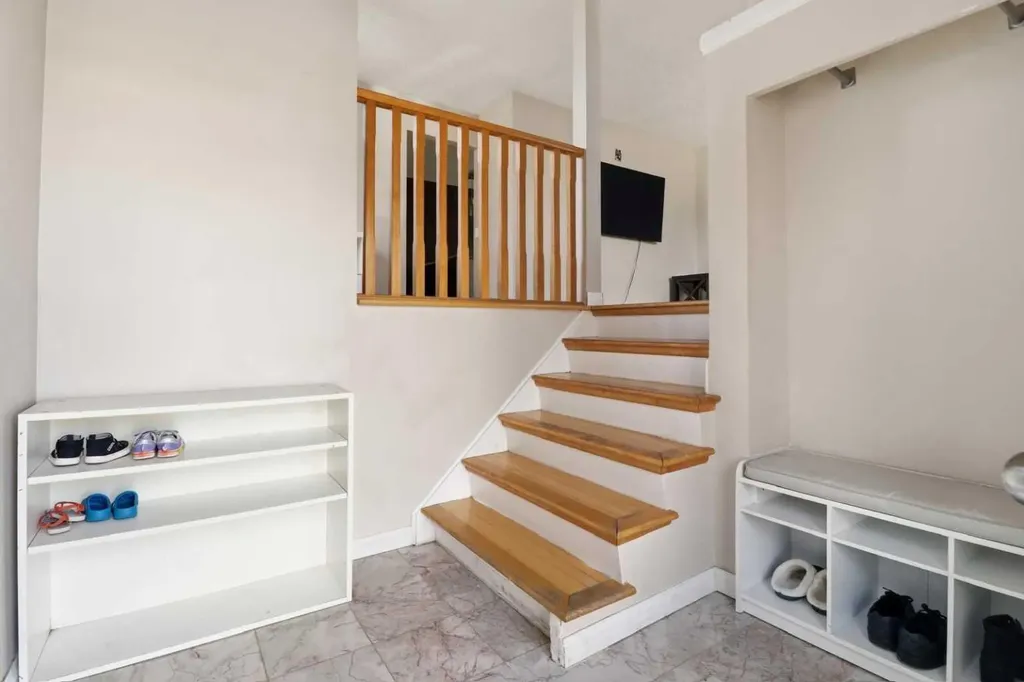 85 Abergale Close NE Calgary AB T2A 6J2