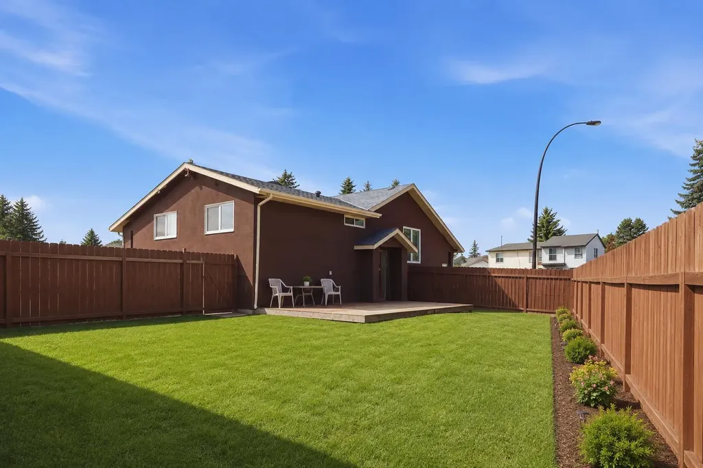 85 Abergale Close NE Calgary AB T2A 6J2