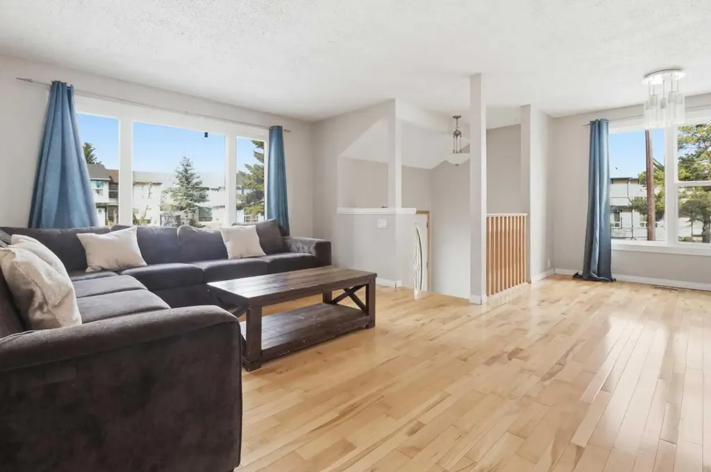 85 Abergale Close NE Calgary AB T2A 6J2