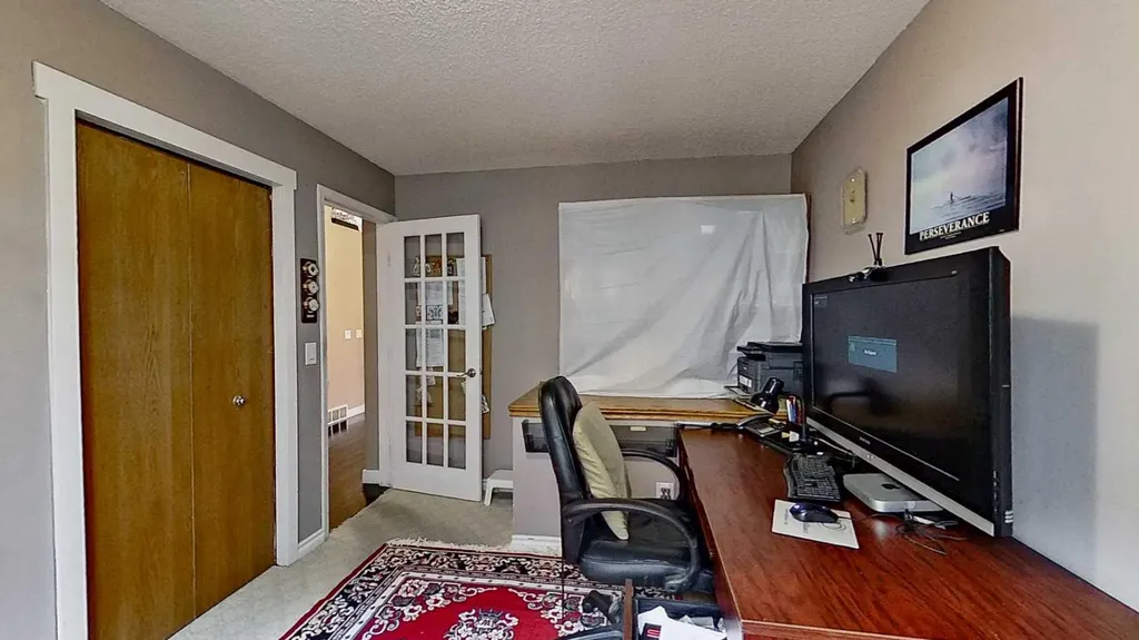 109 Edgebrook Gardens NW Calgary AB T3A 4Z8