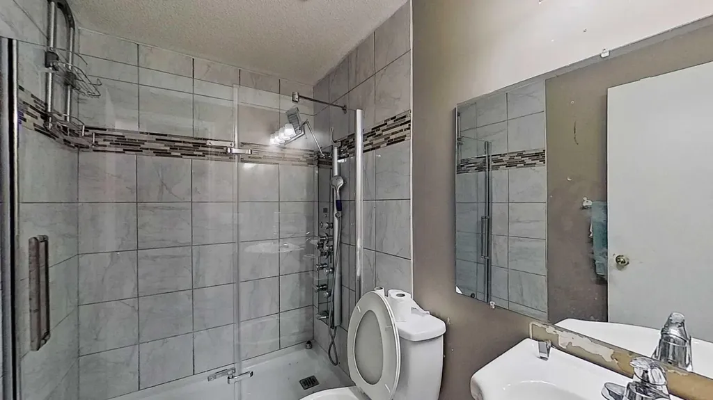 109 Edgebrook Gardens NW Calgary AB T3A 4Z8