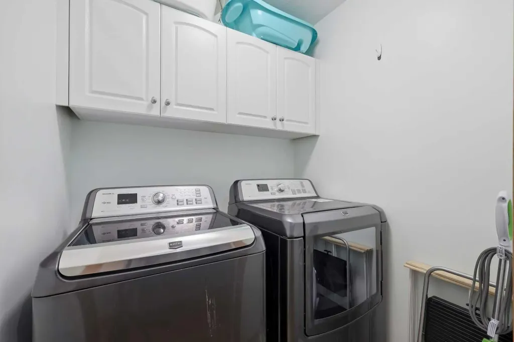 126 Logan Close Red Deer AB T4R 2n9
