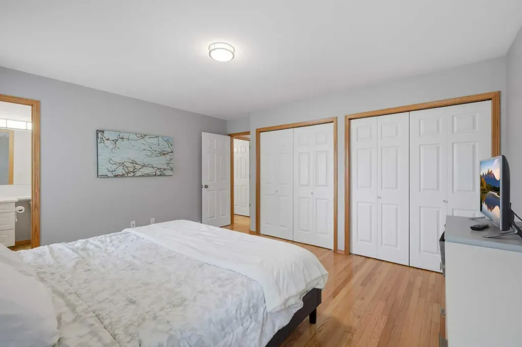126 Logan Close Red Deer AB T4R 2n9