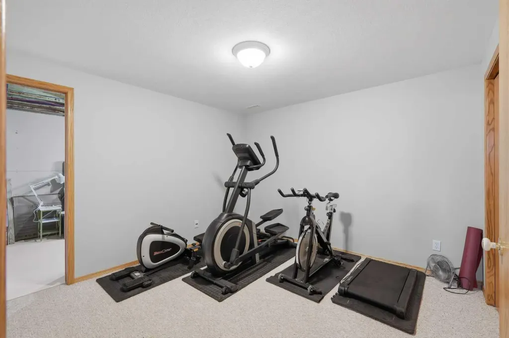 126 Logan Close Red Deer AB T4R 2n9