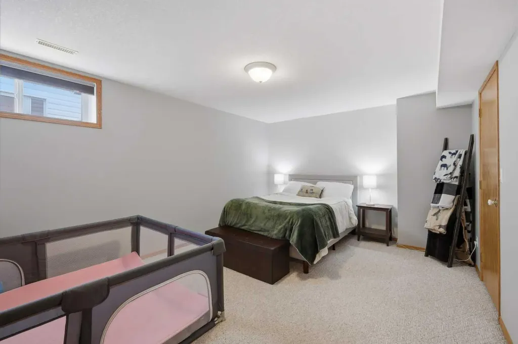 126 Logan Close Red Deer AB T4R 2n9