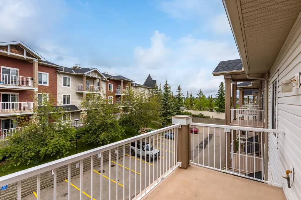 70 Panamount Drive NW Calgary AB T3K 5Z1