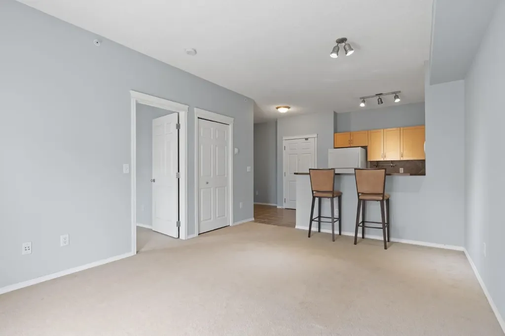 70 Panamount Drive NW Calgary AB T3K 5Z1