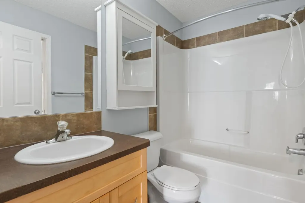 70 Panamount Drive NW Calgary AB T3K 5Z1