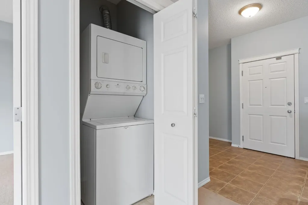 70 Panamount Drive NW Calgary AB T3K 5Z1