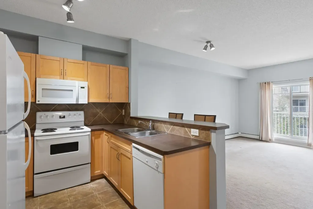 70 Panamount Drive NW Calgary AB T3K 5Z1