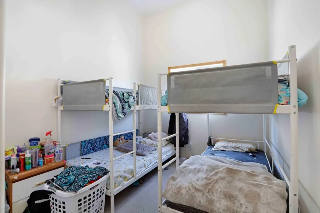12 Upland Place W Brooks AB T1R 1M9