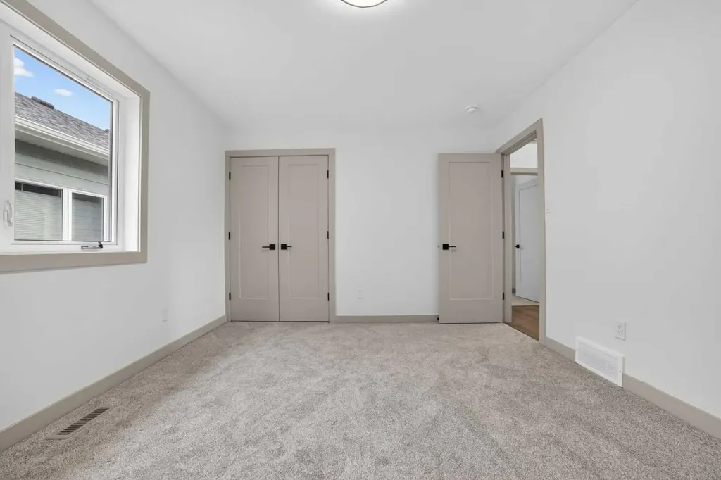 680 Sixmile Crescent S Lethbridge AB T1K8G3