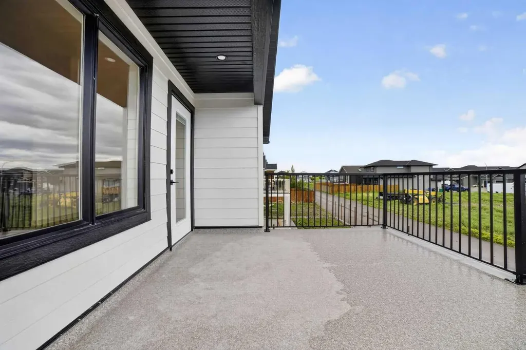 680 Sixmile Crescent S Lethbridge AB T1K8G3