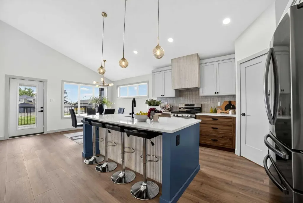 680 Sixmile Crescent S Lethbridge AB T1K8G3