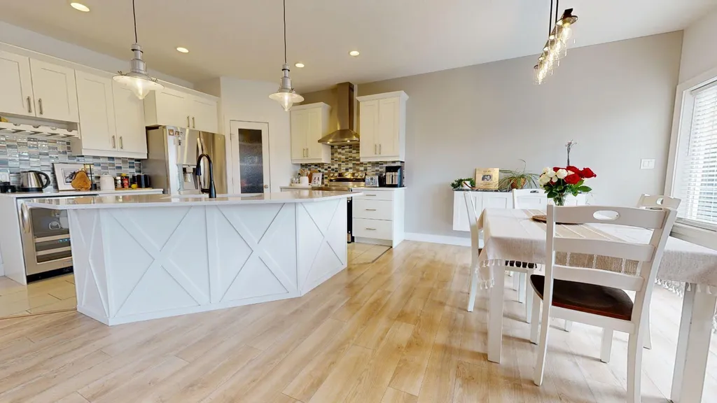 7438 91 Street Grande Prairie AB T8X 0J1
