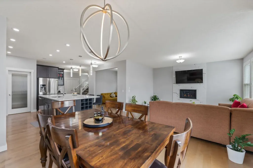 265 Sandpiper Boulevard Chestermere AB T1X 0Y4