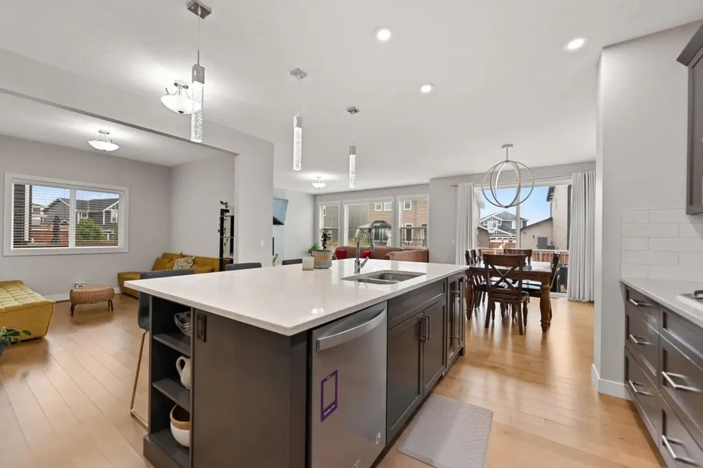 265 Sandpiper Boulevard Chestermere AB T1X 0Y4