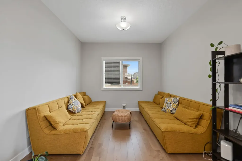 265 Sandpiper Boulevard Chestermere AB T1X 0Y4