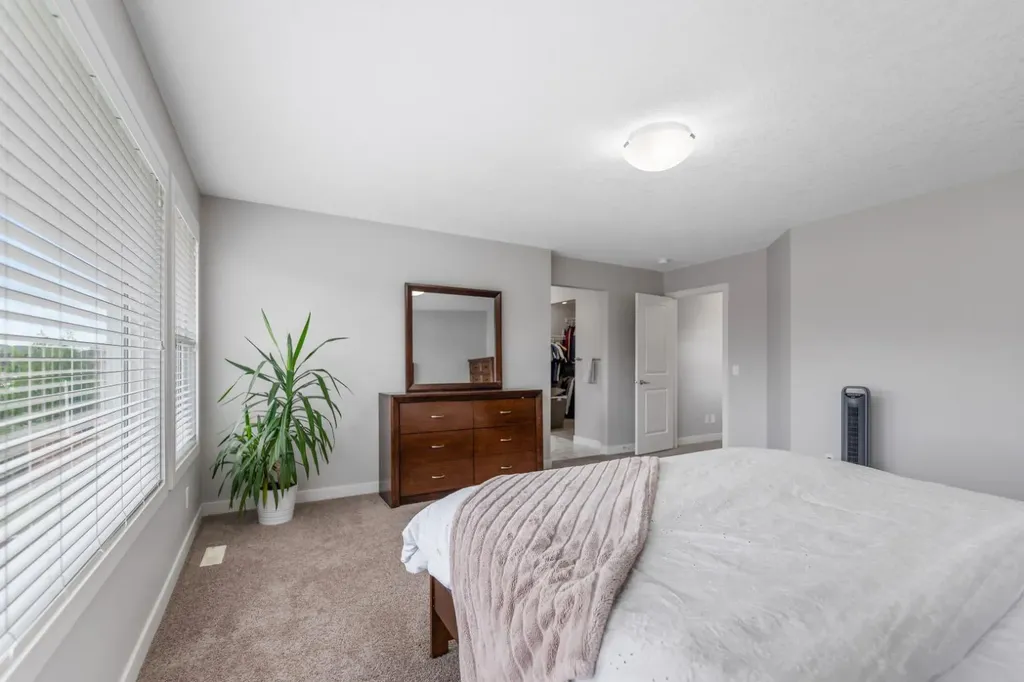 265 Sandpiper Boulevard Chestermere AB T1X 0Y4