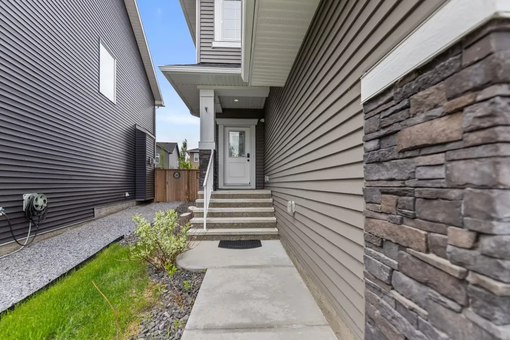 265 Sandpiper Boulevard Chestermere AB T1X 0Y4