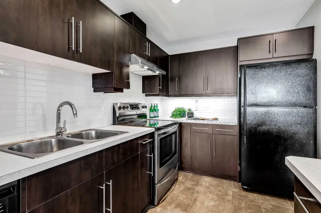 55 Spruce Place SW Calgary AB T3C3X5
