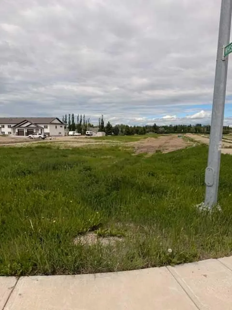 602 Whispering Greens Avenue Vulcan AB T0L2B0
