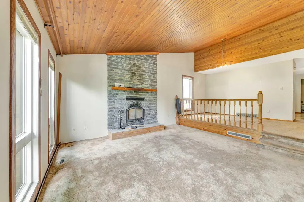 5713 34 Street Lloydminster AB T9V 1Z8