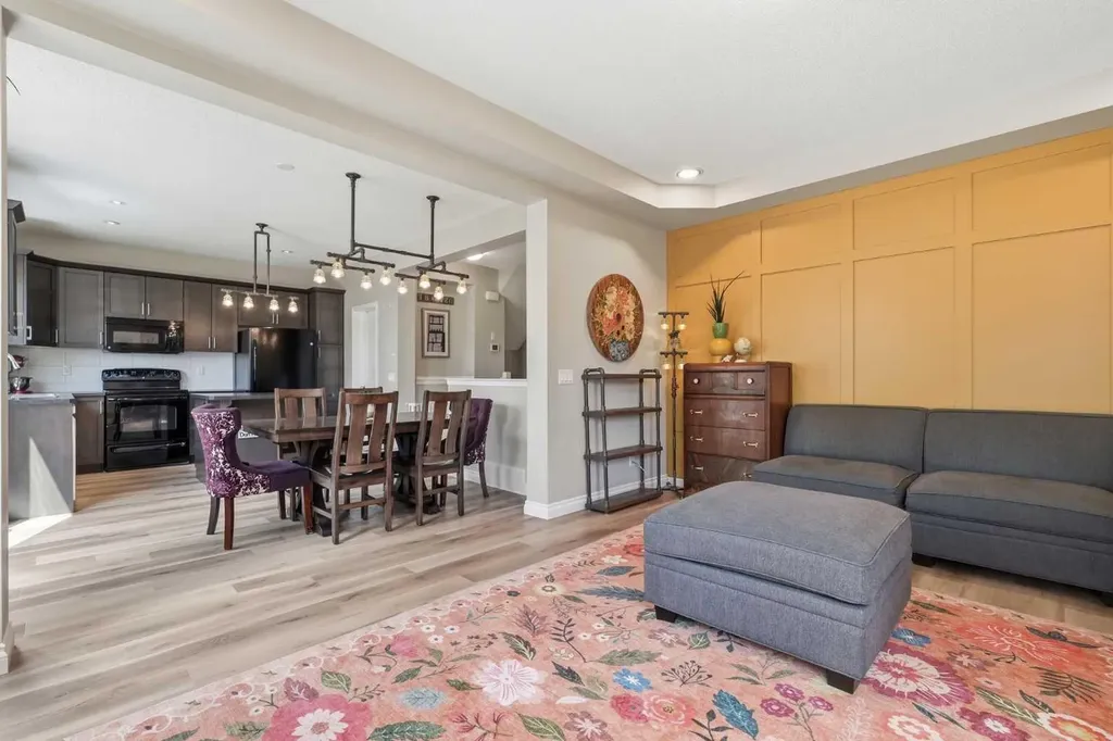 182 Windwood Grove Airdrie AB T4B 3S8