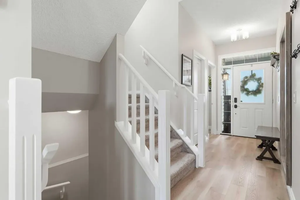 182 Windwood Grove Airdrie AB T4B 3S8