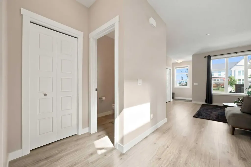 161 Livingston View NE Calgary AB T3P 1A9