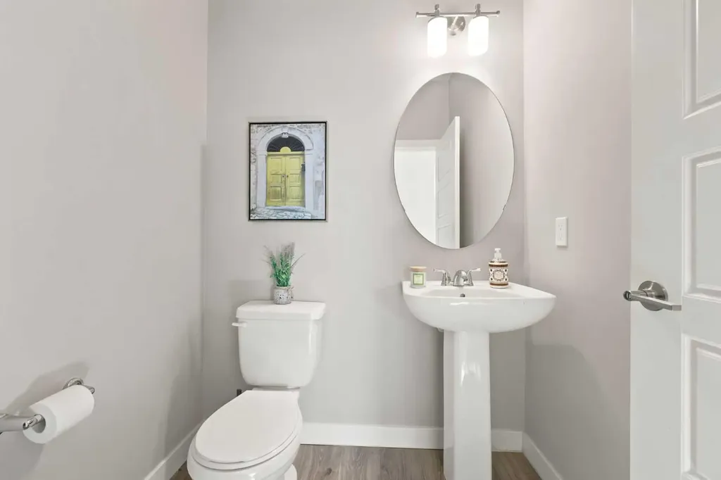 161 Livingston View NE Calgary AB T3P 1A9