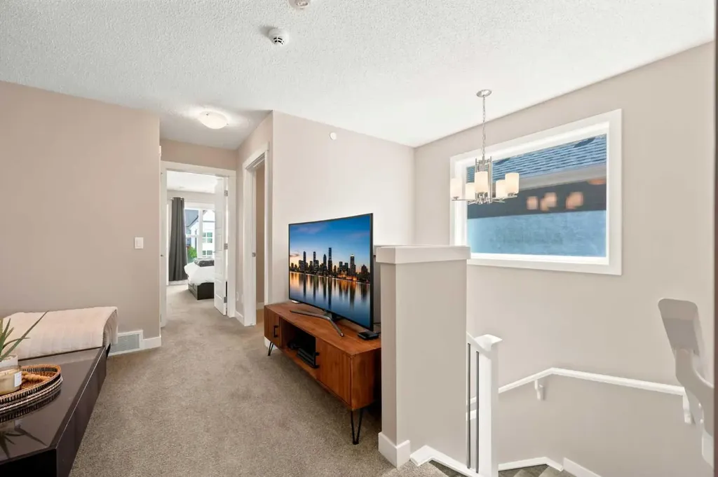 161 Livingston View NE Calgary AB T3P 1A9