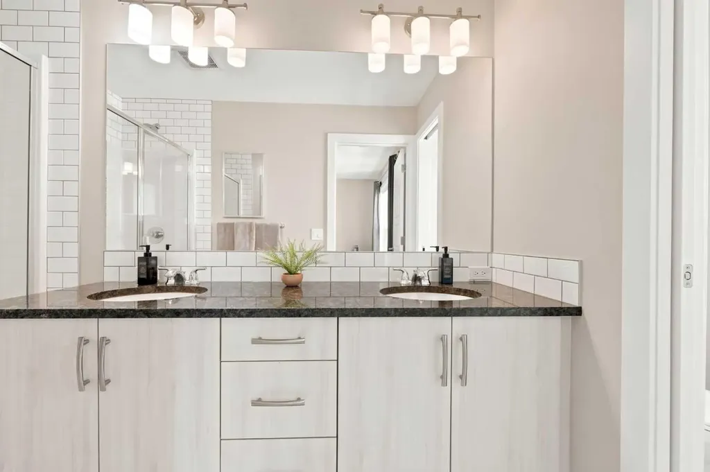 161 Livingston View NE Calgary AB T3P 1A9
