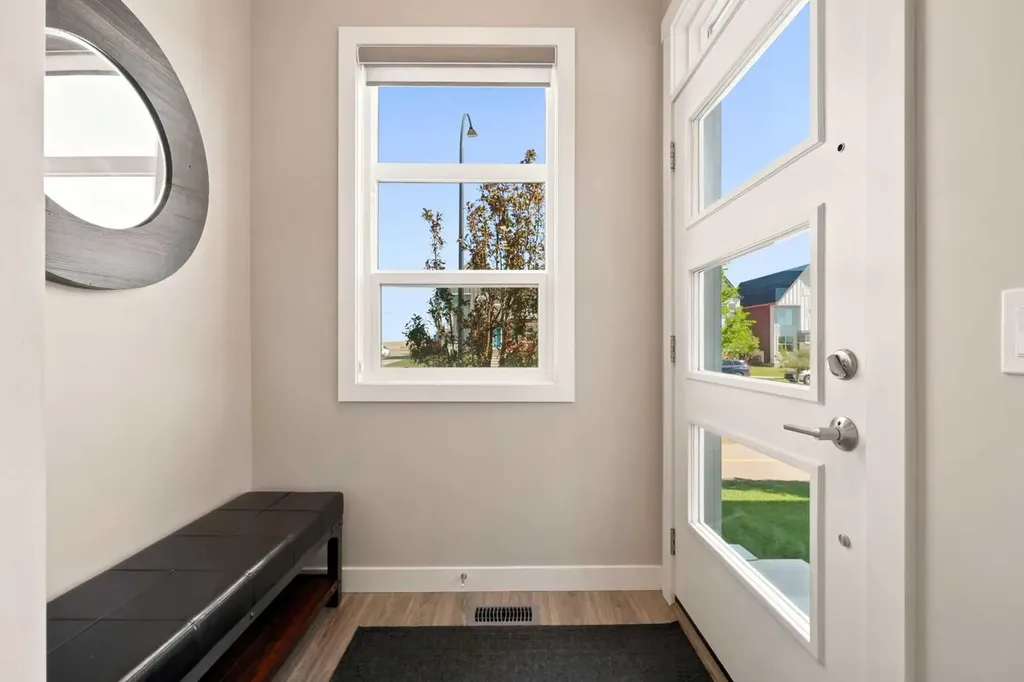 161 Livingston View NE Calgary AB T3P 1A9